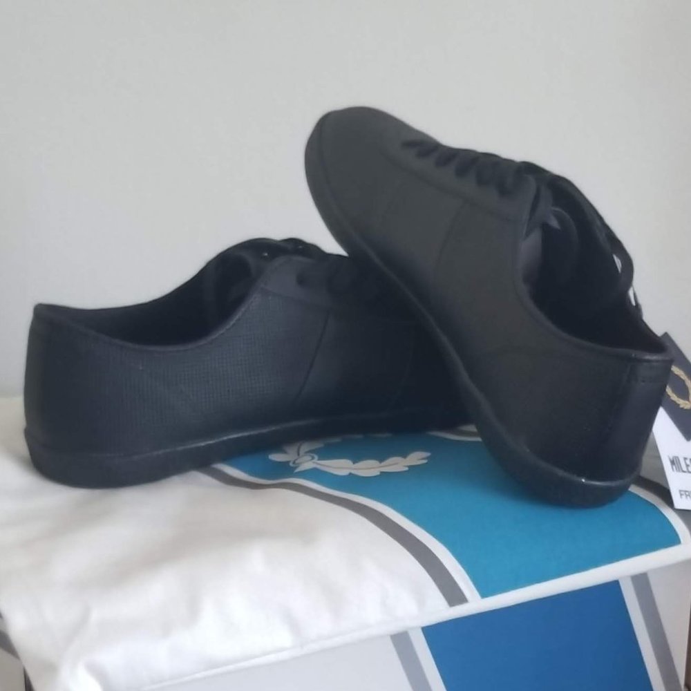 Fred Perry shoes Miles Kane collection - Picture 6 of 7